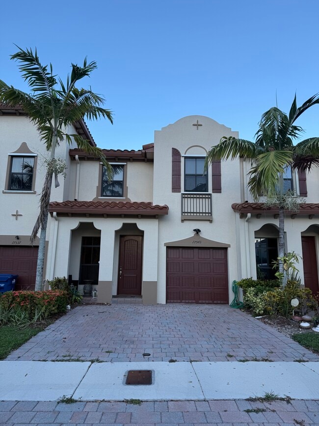 Building Photo - 17543 SW 153rd Path Rental