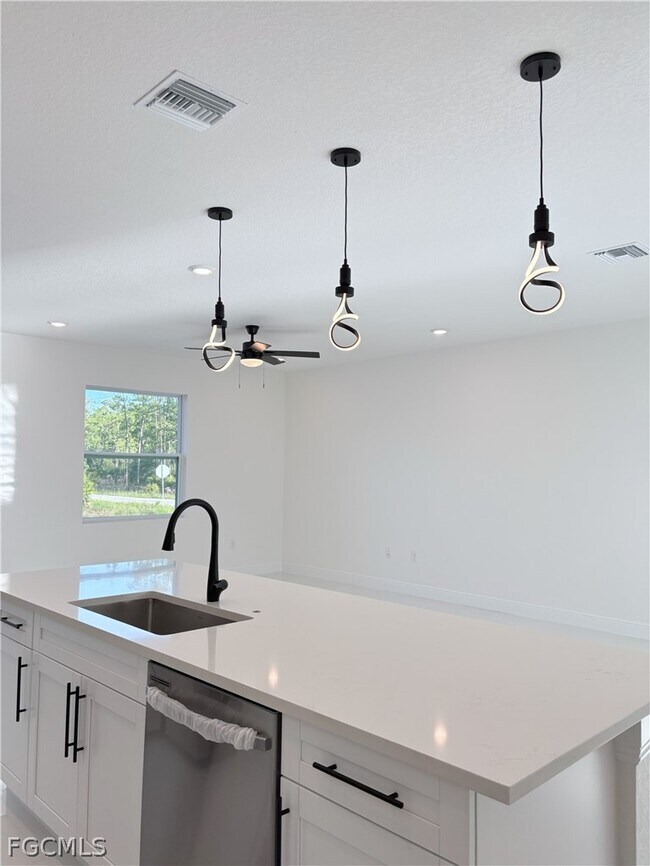 Photo - 1422 Highland Ave