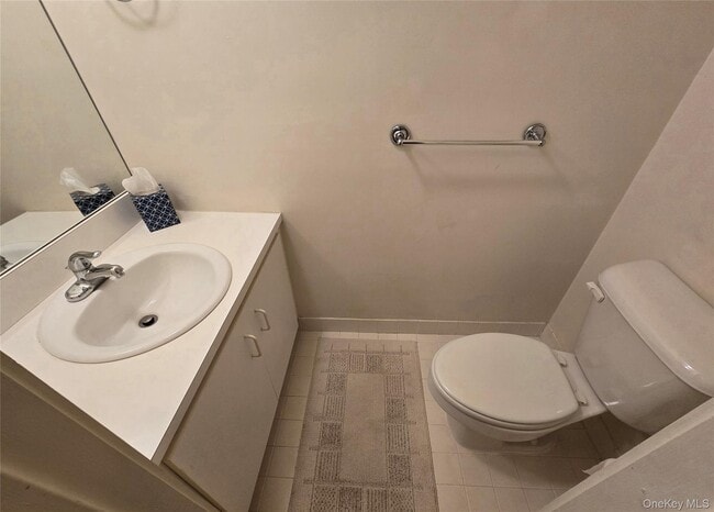 Photo - 220 Montauk Hwy