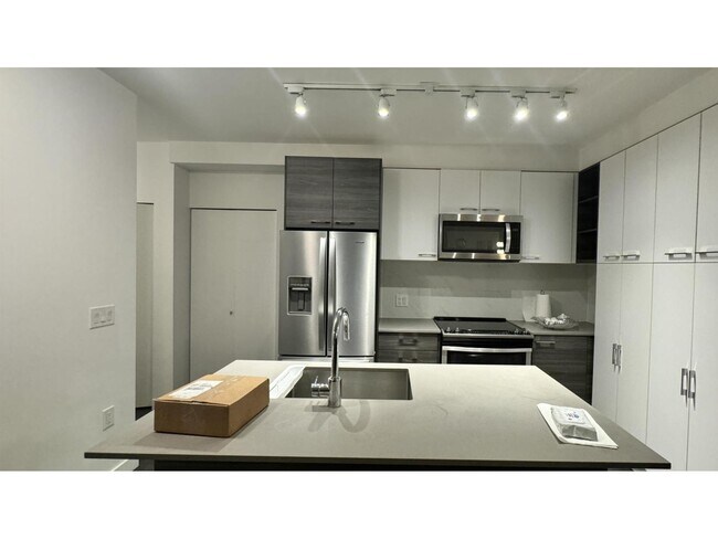 Photo - 13963-13105 105 Blvd Unit 314