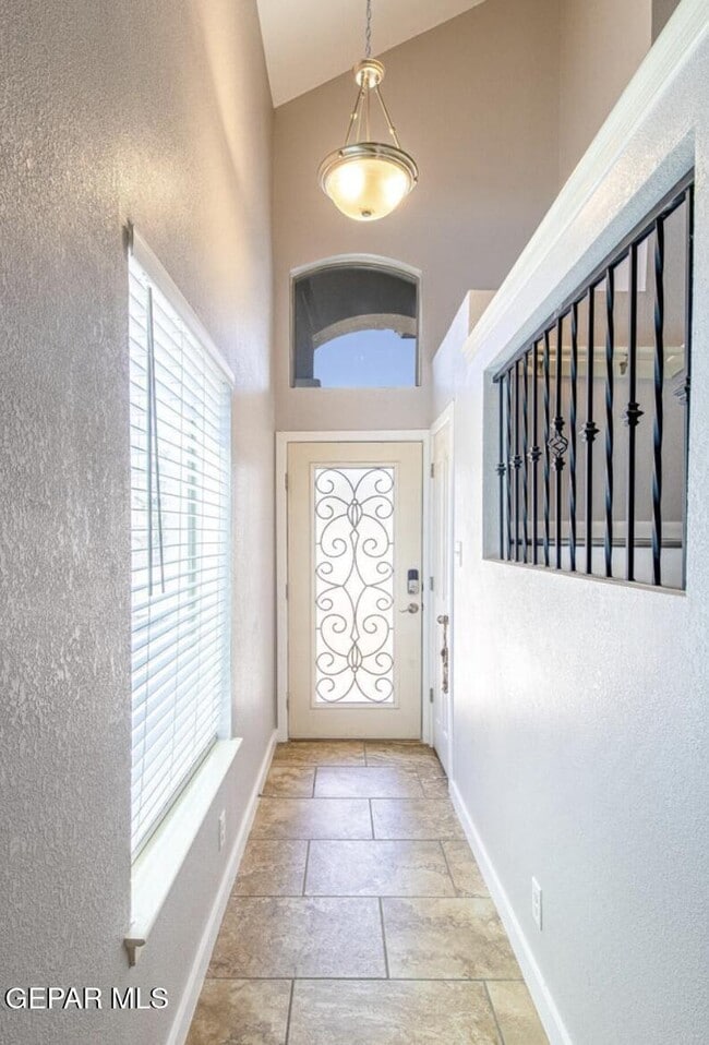 Photo - 424 Sonaran Ct