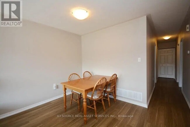 Photo - 26 Louise Ln