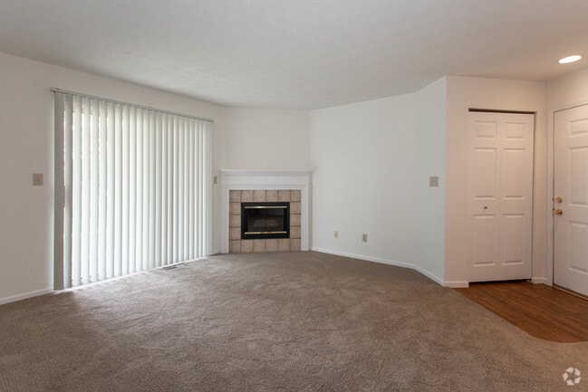 Cambridge I - 1 Bed/ 1 Bath (Lower Floor Apartment) - Mill Pond Apartments