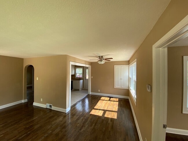 Photo - 1429 Grand Ave