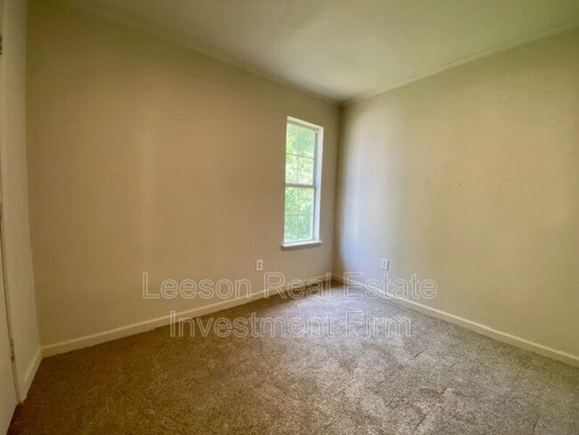 Photo - 537 Wyche St