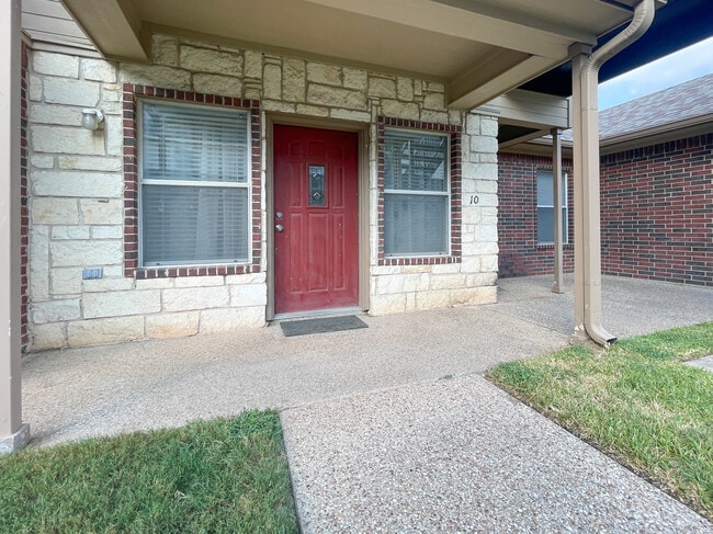 Building Photo - 1401 Bagby Ave Unit 10 Rental