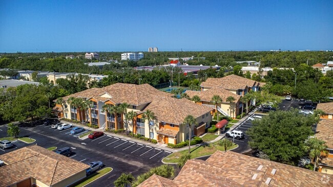 Building Photo - 6330 Aragon Way Rental
