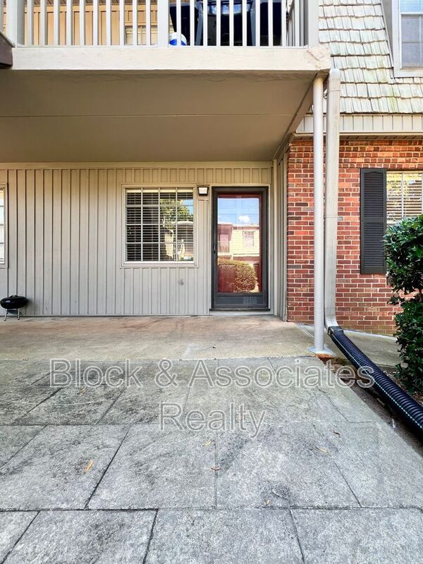 Photo - 3818 Country Club Rd