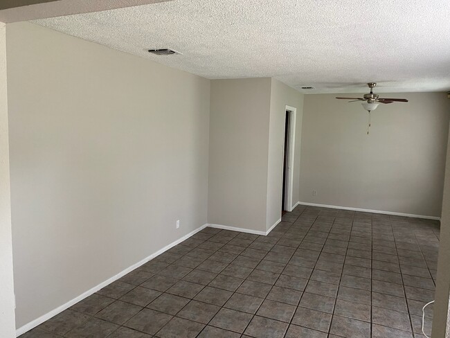 Photo - 6726 Spring Haven St