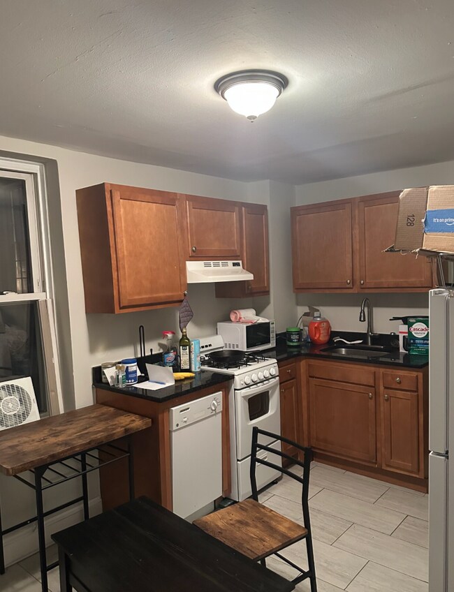 Photo - 72 Joy St Unidad 16 Rental
