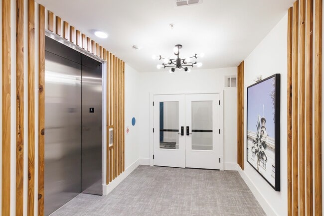 4 West Elevator Lobby
