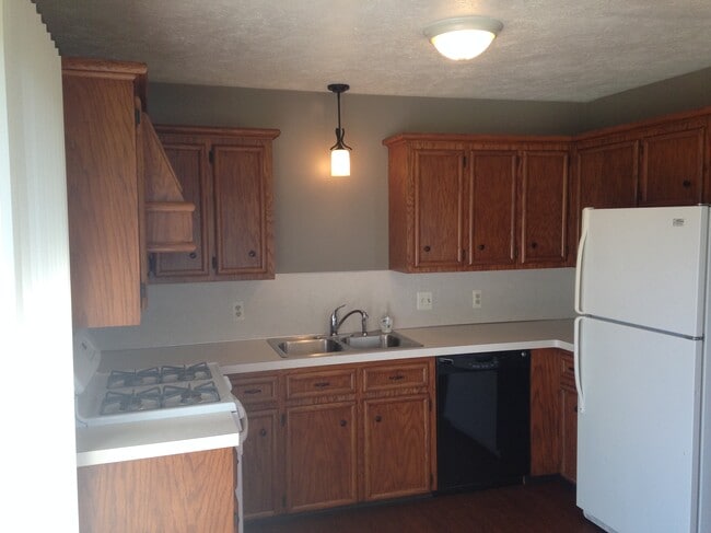 Photo - 4194 Ivanrest Ave SW