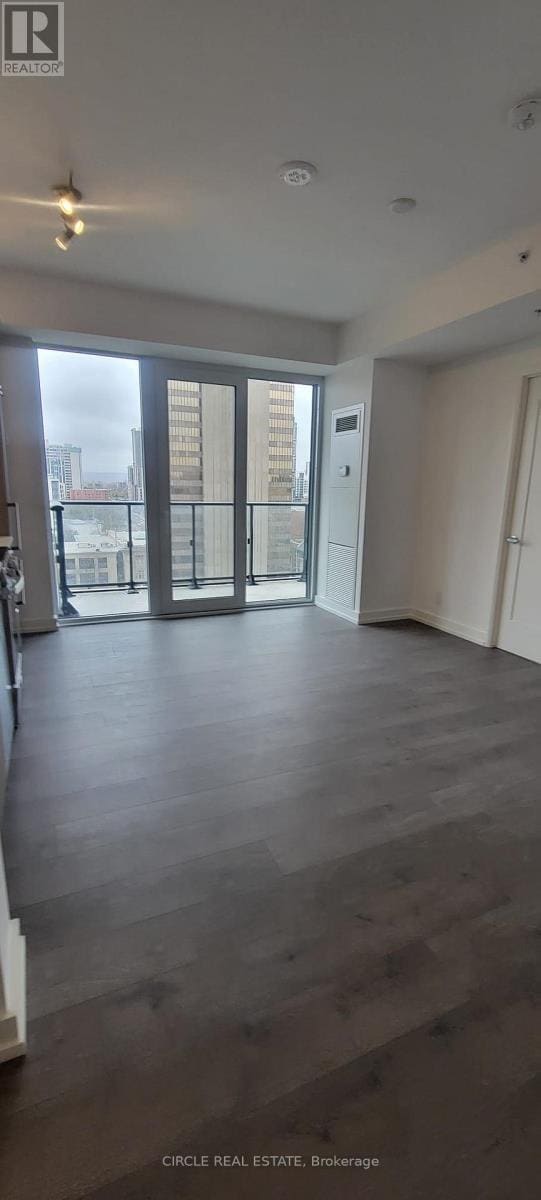 Photo - 75 James St S Unit 1202