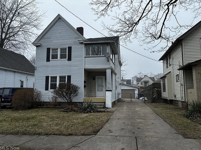 Building Photo - 11824 Geraldine Ave Unit Down
