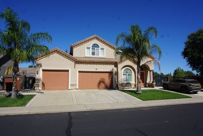 Photo - 8833 Harding Hall Dr