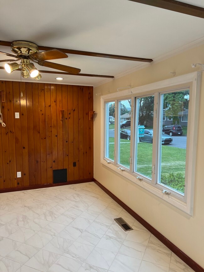 Photo - 231 Fairview Ave