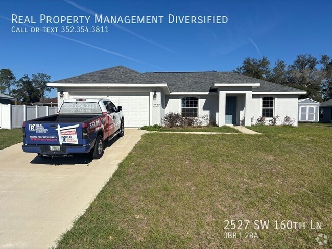 Building Photo - Custom Home - Desirable SE Ocala Neighborh...