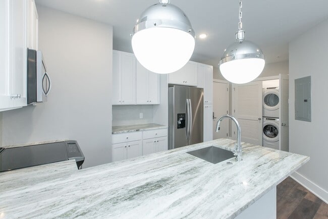 Photo - Germantown Square