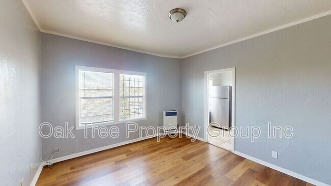 Photo - 2451 Seminary Ave