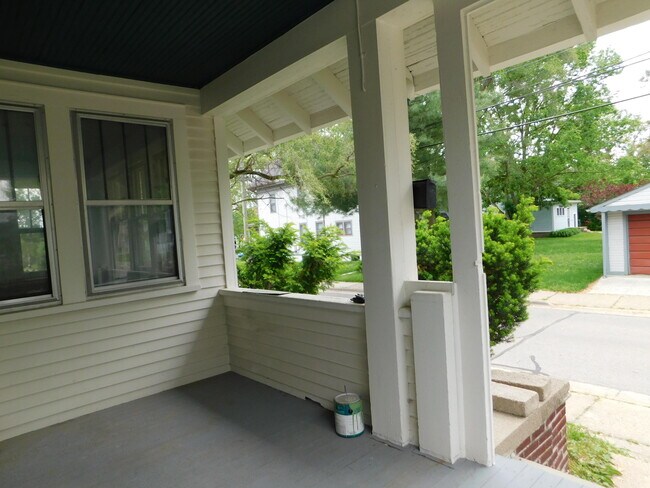 Photo - 310 Olive St