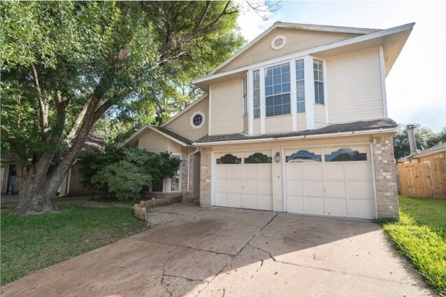 Building Photo - 16007 Sierra Vista Dr Rental