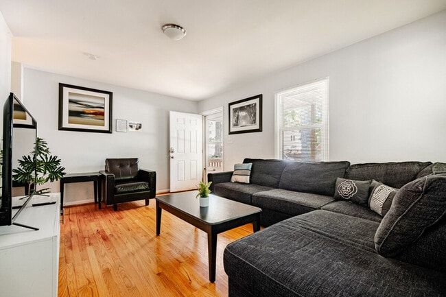 Photo - 2401 Shirley St Unit SI ID1573517P