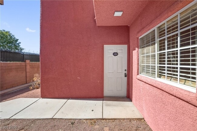 Building Photo - 4730 E Craig Rd Unit 1005