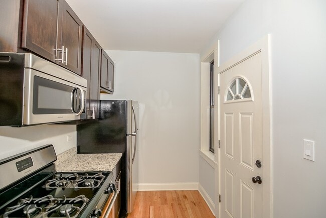 Photo - 4110 N Ashland Ave Unit E2