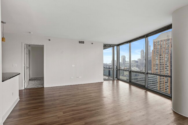 Photo - 1231 S Michigan Ave