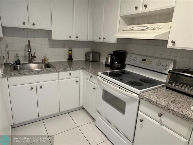 Photo - 3000 Riomar St Condo Unit 706