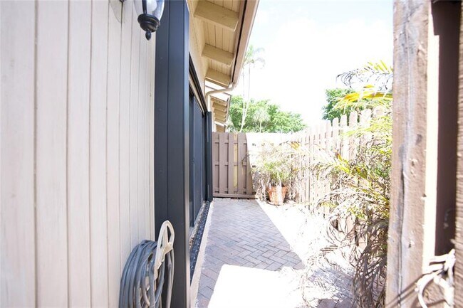 Photo - 2125 SW 81st Ave