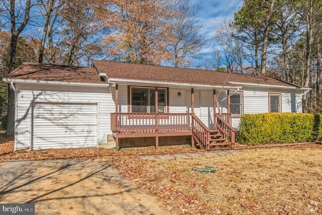 Building Photo - 670 White Rock Rd Rental