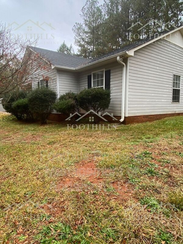 Photo - 307 Green Forest Dr