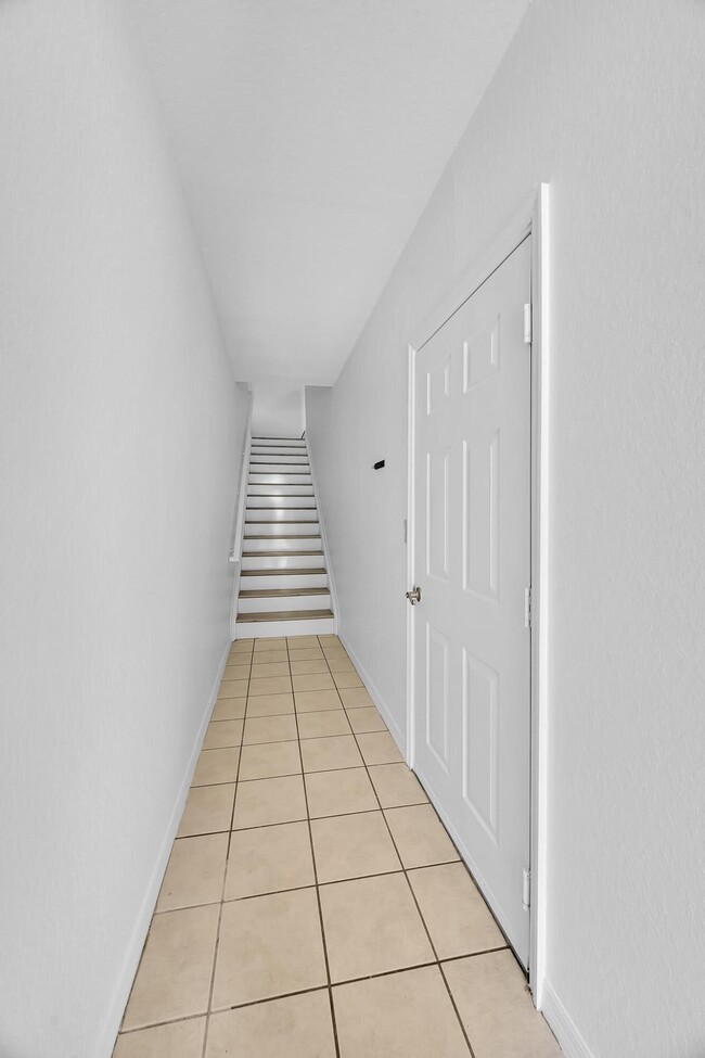 Photo - 106 SW Peacock Blvd Unit 206