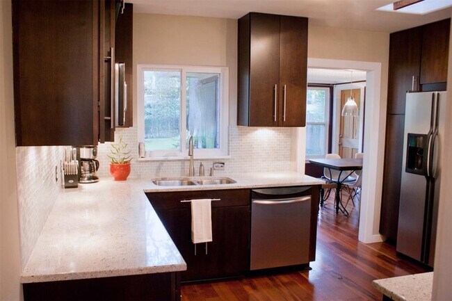 Photo - 1201 W Oltorf St