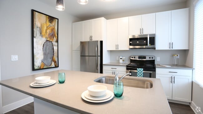 1BR, 1BA - 722SF - Kitchen