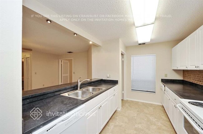 Photo - 1913 Coral Tree Ct