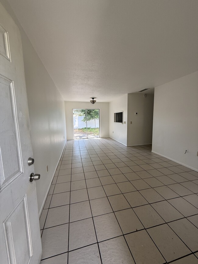Photo - 1108 Amble Ln Unit 1110