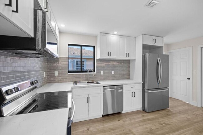 Photo - 1522 NW 41st St