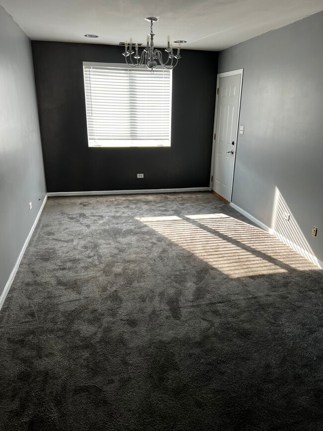 Photo - 6955 S Normal Blvd Unidad 3