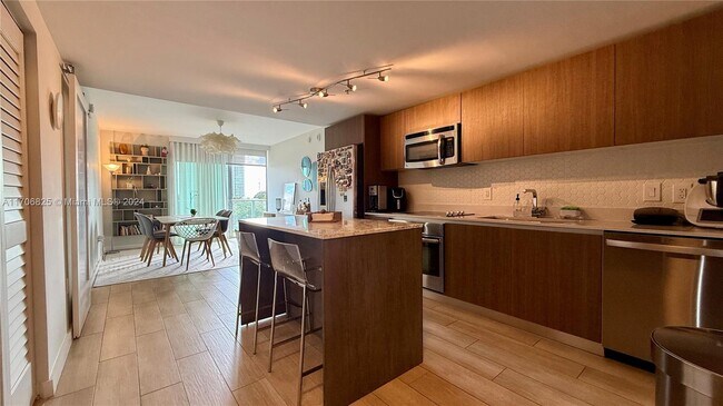 Photo - 1600 SW 1st Ave Unit 607