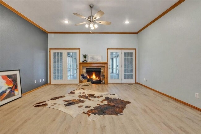 Photo - Look at this Bonus Room!!!