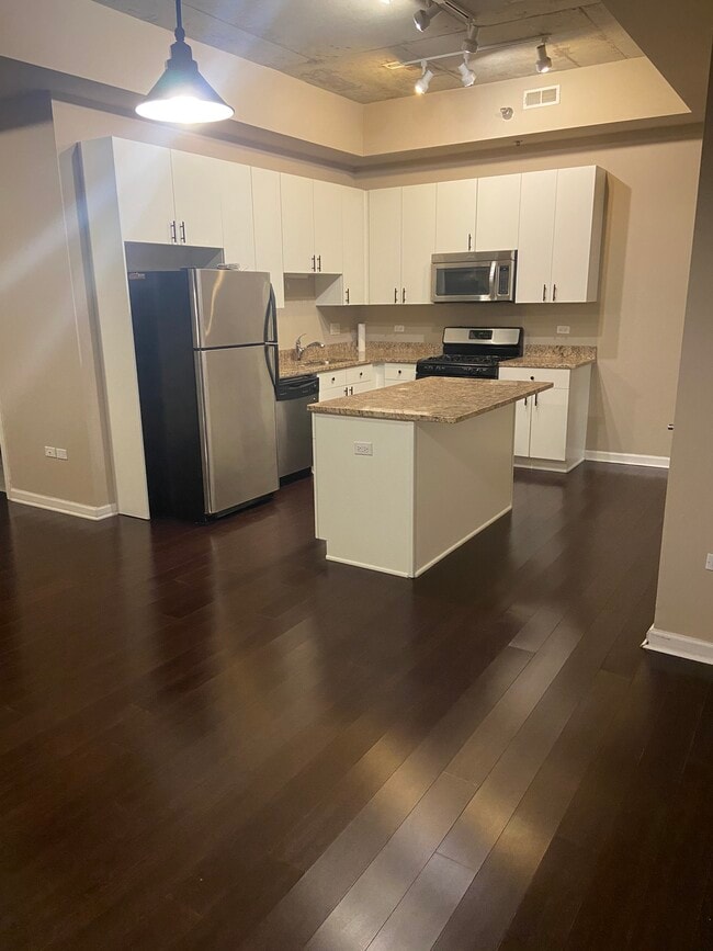 Photo - 1464 S Michigan Ave Unit Apt 1805