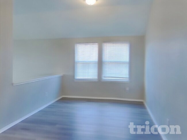 Photo - 421 Rowdy Dr