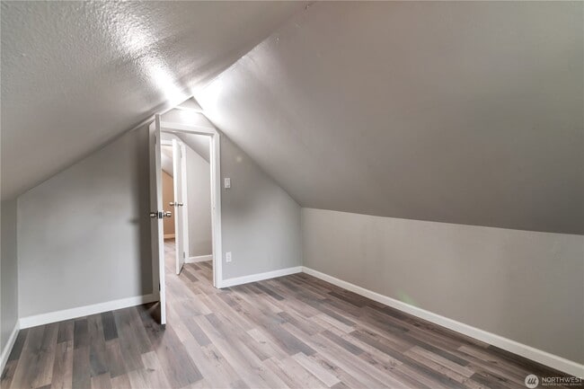 Photo - 730 S Elmgrove St