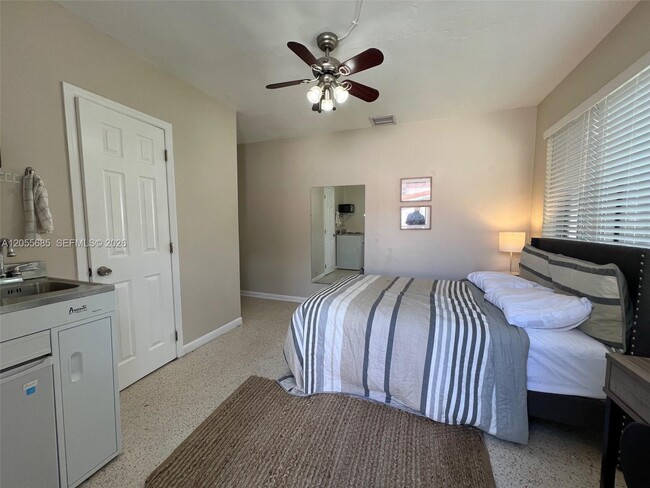Photo - 7935 SW 17th Terrace Unit #2
