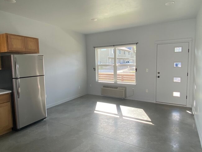 Photo - 618 Westgate Ave Unidad A