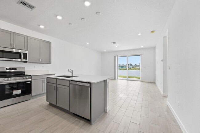 Photo - 3765 Harborside Ave