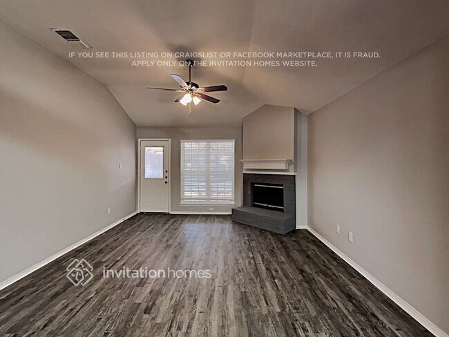 Photo - 5702 Vandalia Trail