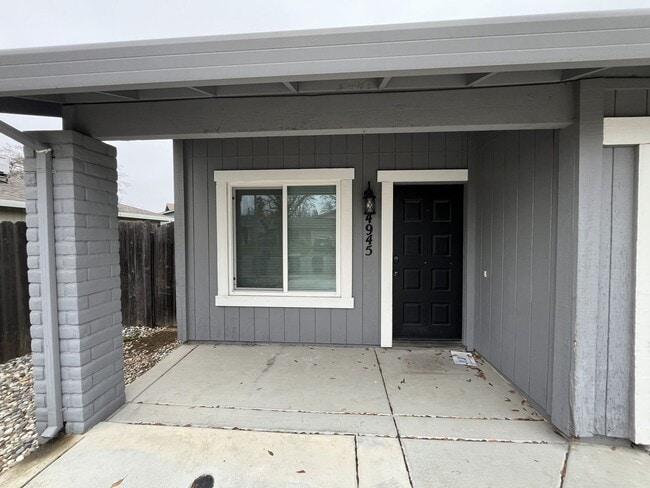 Photo - SAC T 4945 Unit 4945